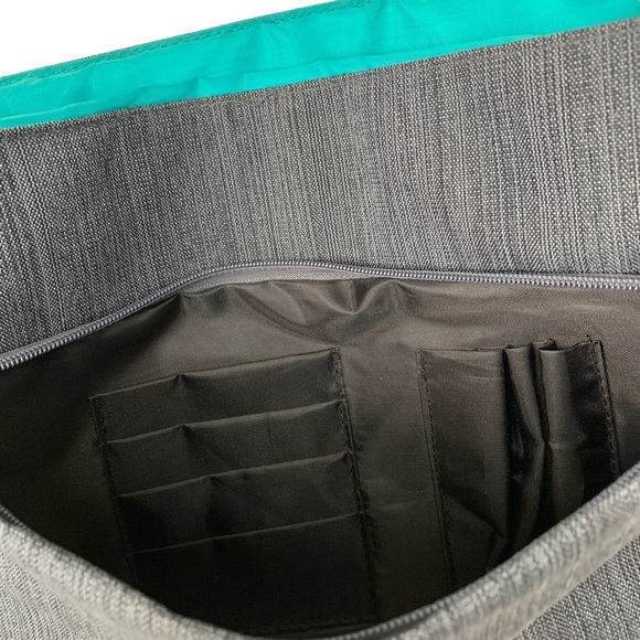 Tree frog grey 13" laptop over shoulder cross body bag, very lightweight. - Picture 7 of 11